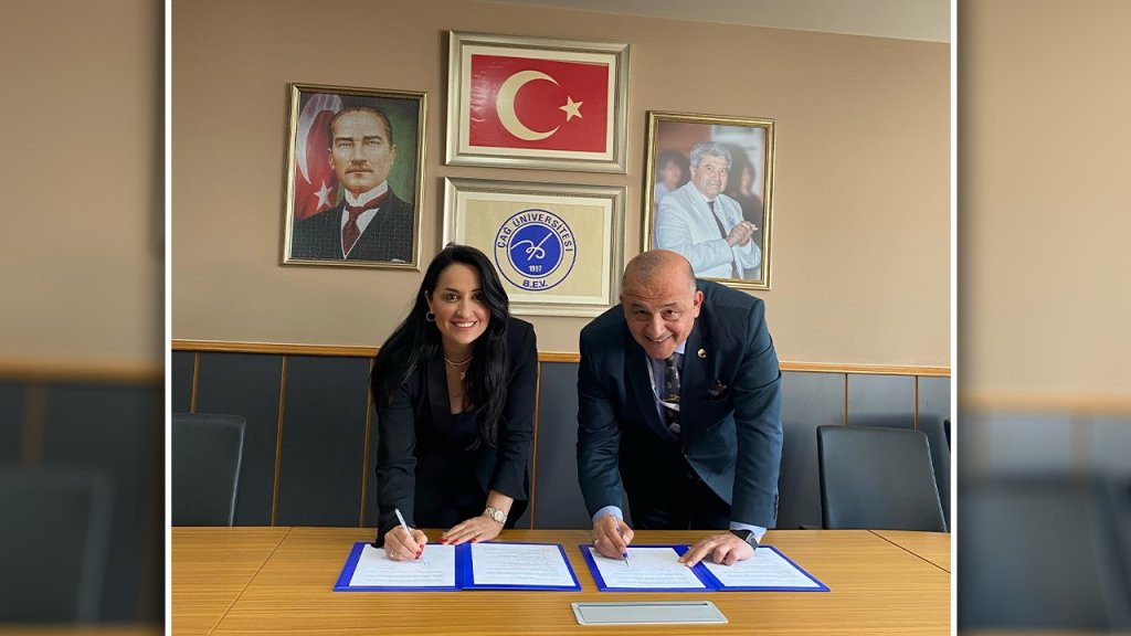 ÜNİVERSİTEMİZDE "MARKALI DERSLER" BAŞLIYOR